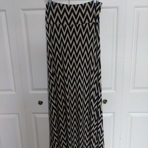 Mystiq Muse Print Maxi Skirt